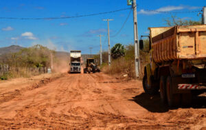 Prefeitura de Mossoró recupera mais de 40 quilômetros de estradas no Polo Alagoinha